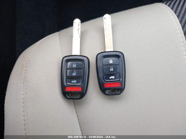 Honda Civic Lx 2018 2HGFC2F52JH507383 Image 11