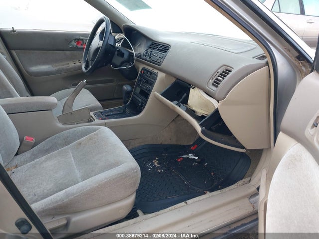 1997 HONDA ACCORD EX VIN: 1HGCE189XVA002476