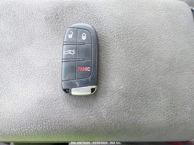 Chrysler 200 Limited 2015 1C3CCCAB6FN680671 Image 11