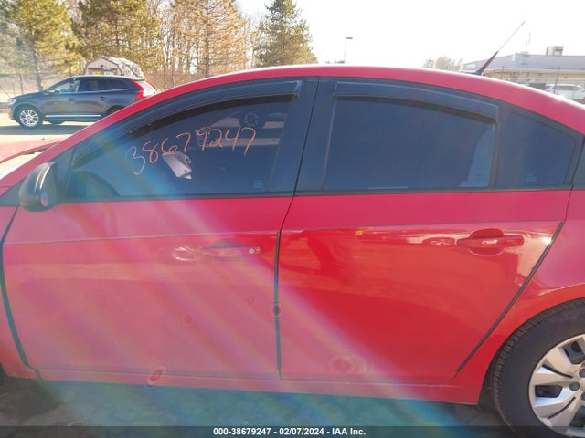 Chevrolet Cruze Ls Auto 2014 1G1PA5SG6E7188629 Image 14