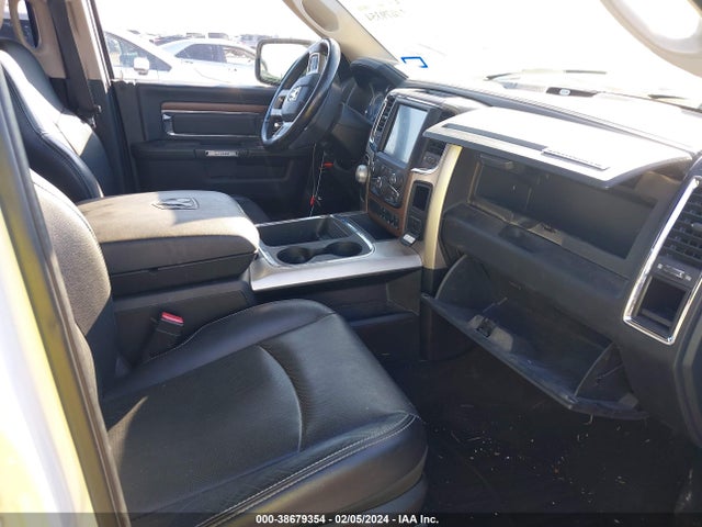 RAM 1500 Laramie  4x2 5'7 Box 2017 1C6RR6NT5HS806071 Image 5