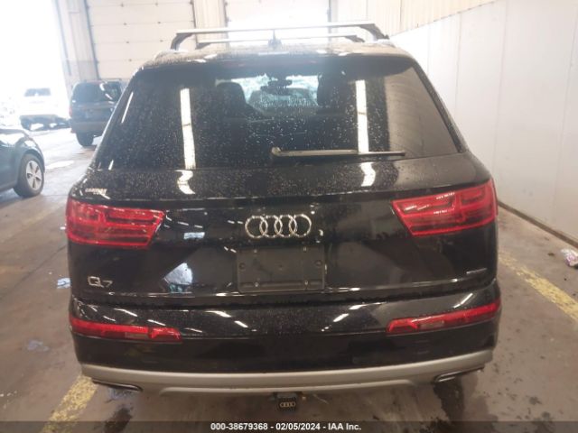 WA1LHAF79KD040129 Audi Q7 45 Premium/45 Se Premium