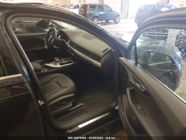 WA1LHAF79KD040129 Audi Q7 45 Premium/45 Se Premium