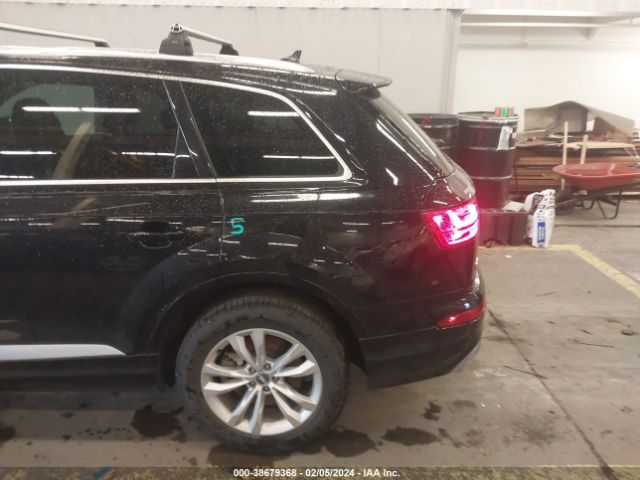 WA1LHAF79KD040129 Audi Q7 45 Premium/45 Se Premium