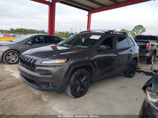 1C4PJLCB4JD542853 Jeep Cherokee Latitude Fwd