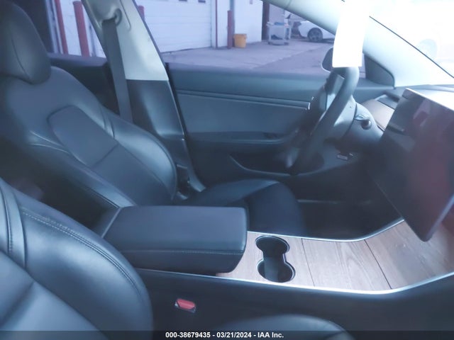 Tesla Model 3 Long Range/mid Range/standard Range/standard Range Plus 2019 5YJ3E1EA8KF483229 Image 5