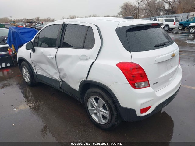 Chevrolet TRAX LS 2019 3GNCJKSB6KL275180 Image 3