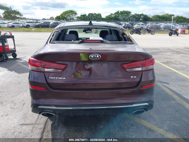 KIA OPTIMA EX 2019 5XXGU4L13KG290671 Image 17