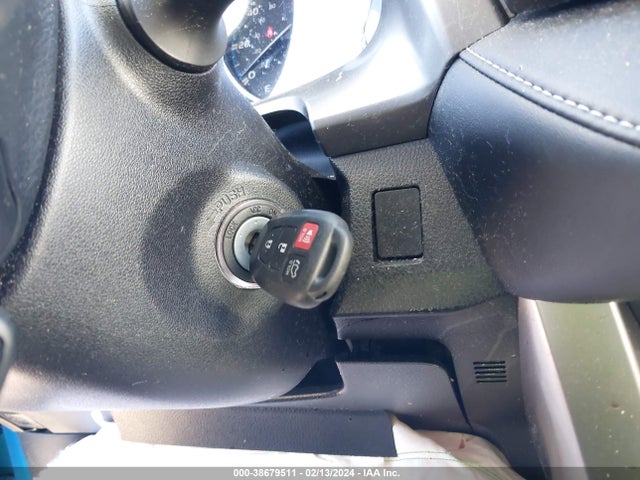Toyota Rav4 Xle 2016 JTMWFREV7GJ075154 Image 11