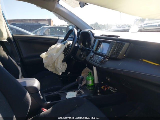 Toyota Rav4 Xle 2016 JTMWFREV7GJ075154 Image 5