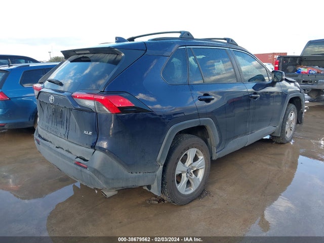 Toyota Rav4 Xle 2021 2T3W1RFV3MC087670 Image 4