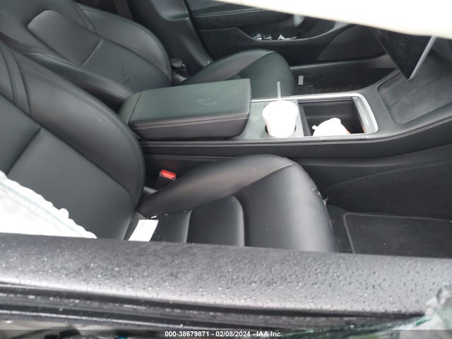 2021 TESLA MODEL 3 5YJ3E1EB6MF995325 Photo 4