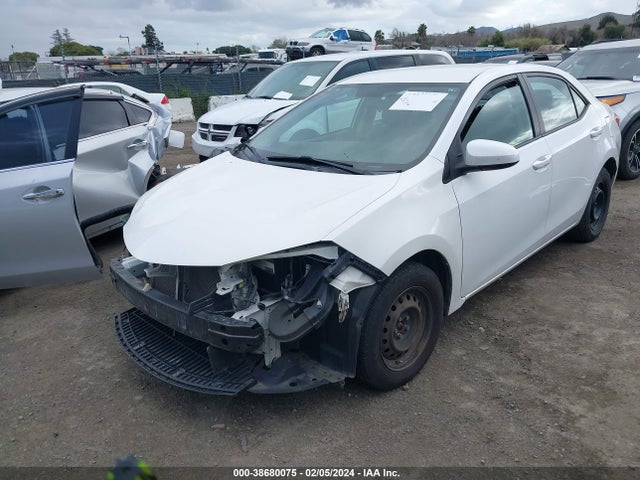Toyota COROLLA L 2015 2T1BURHE2FC243177 Image 2