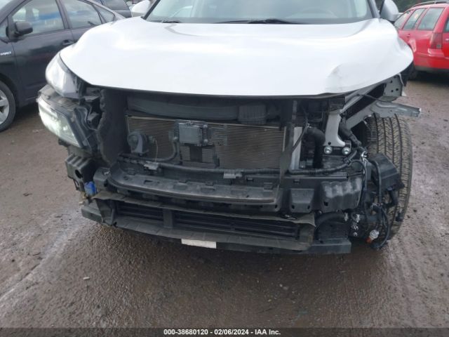 5N1BT3BB5NC693598 Nissan Rogue Sv Intelligent Awd