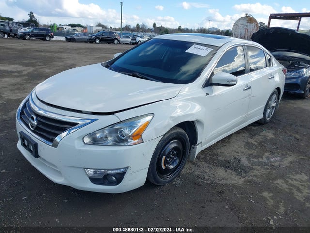 2015 NISSAN ALTIMA 2.5 SV VIN: 1N4AL3AP8FC425357