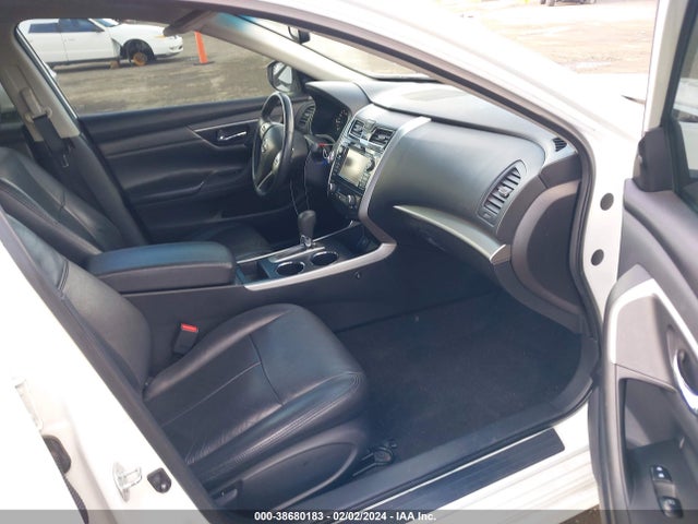 2015 NISSAN ALTIMA 2.5 SV VIN: 1N4AL3AP8FC425357