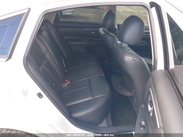 2015 NISSAN ALTIMA 2.5 SV VIN: 1N4AL3AP8FC425357