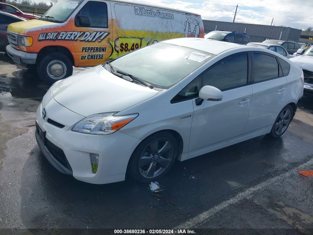 JTDKN3DU4F0424394 Toyota Prius Persona Series Special Edition
