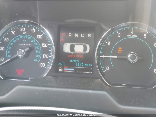 Jaguar Xf 2.0t Premium 2015 SAJWA0FS5FPU64256 Image 7
