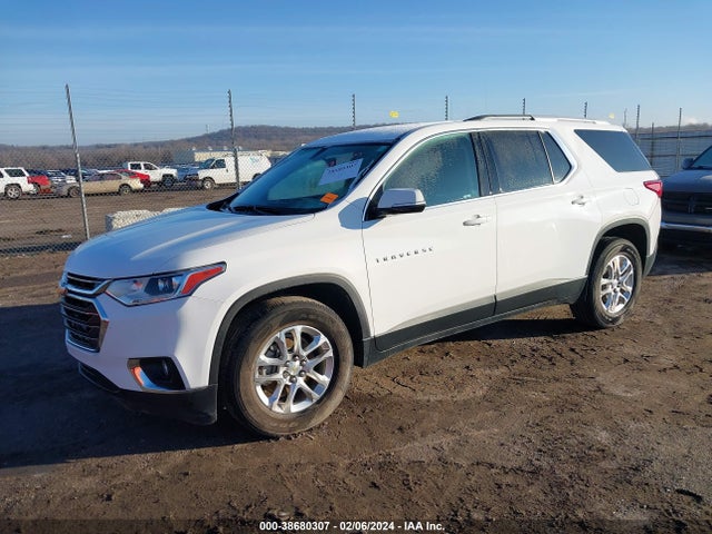 Chevrolet Traverse 1lt 2018 1GNEVGKW6JJ273299 Image 2