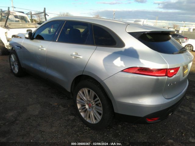 SADCJ2FX4JA299454 Jaguar F-pace 25t Premium