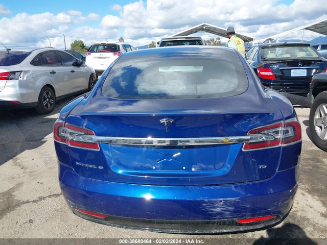 Tesla Model S 60/75 2017 5YJSA1E16HF178814 Image 16