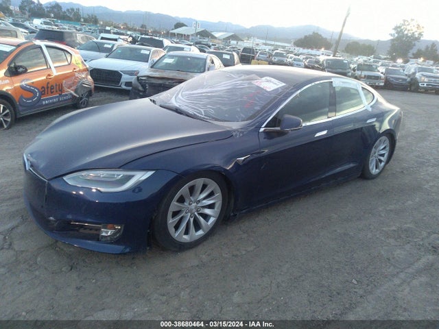 Tesla Model S 60/75 2017 5YJSA1E16HF178814 Image 2