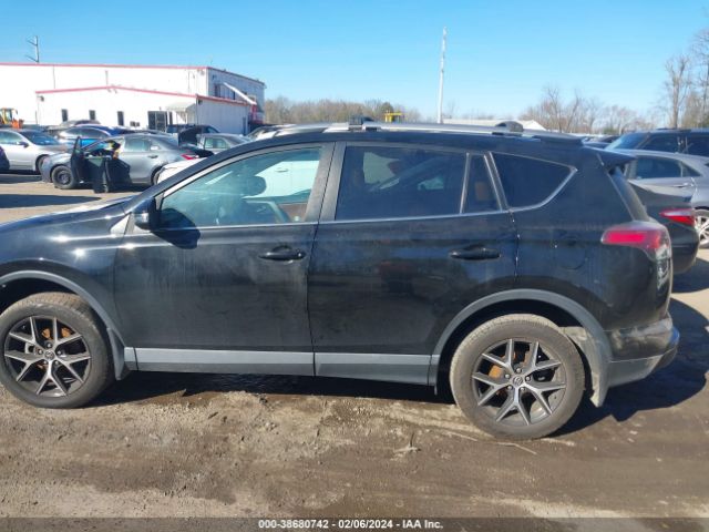 2T3JFREV8JW742302 Toyota RAV4 SE