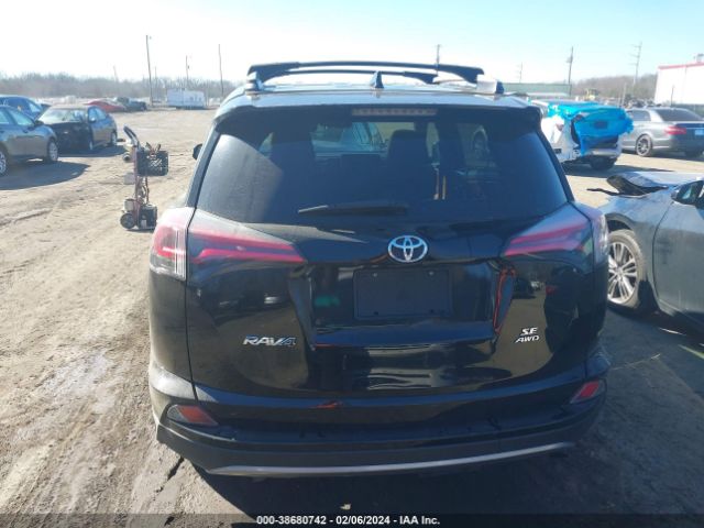 2T3JFREV8JW742302 Toyota RAV4 SE