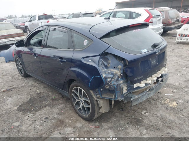 Ford FOCUS SEL 2017 1FADP3M29HL345862 Image 3