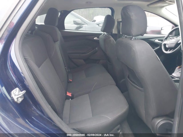 Ford FOCUS SEL 2017 1FADP3M29HL345862 Image 8