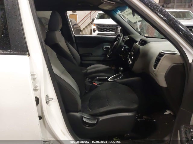 KNDJN2A24E7089670 KIA Soul