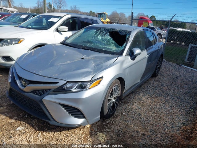 Toyota CAMRY SE 2018 4T1B11HK4JU020596 Image 2