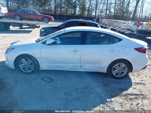 Hyundai ELANTRA SEL 2019 5NPD84LF5KH413698 Image 14