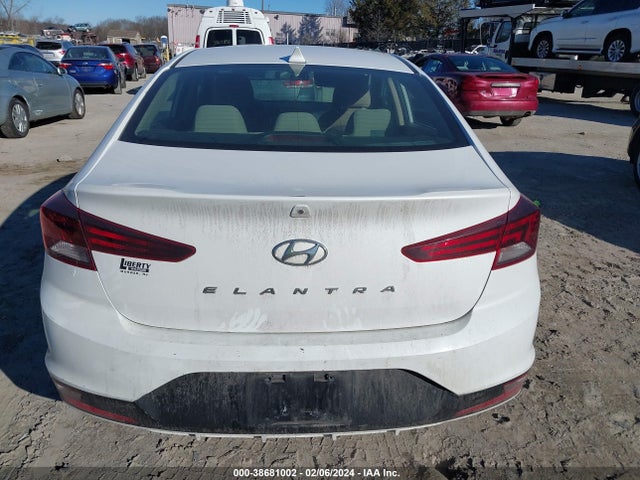 Hyundai ELANTRA SEL 2019 5NPD84LF5KH413698 Image 16