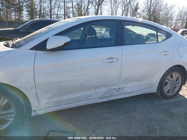 Hyundai ELANTRA SEL 2019 5NPD84LF5KH413698 Image 6