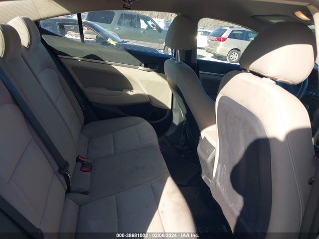 Hyundai ELANTRA SEL 2019 5NPD84LF5KH413698 Image 8