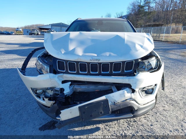 3C4NJDCB8HT689064 Jeep New Compass Limited 4x4