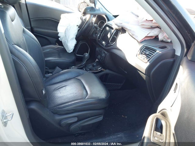 3C4NJDCB8HT689064 Jeep New Compass Limited 4x4