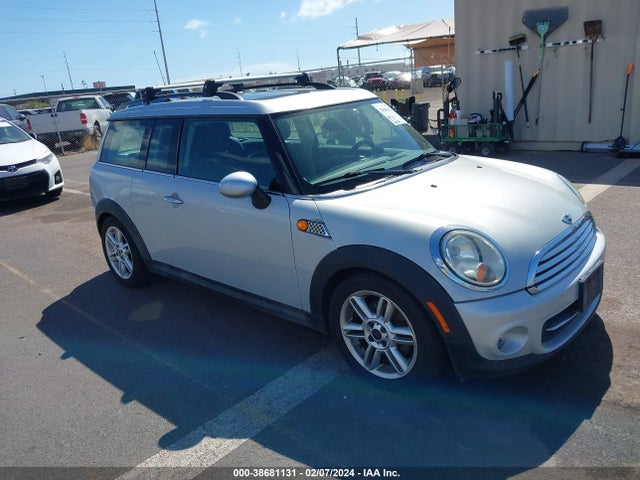 2011 MINI COOPER CLUBMAN WMWZF3C57BTY00677 Photo 0