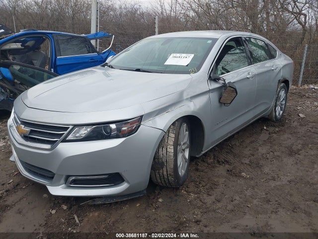Chevrolet IMPALA 1LT 2018 2G1105SA2J9165992 Image 2