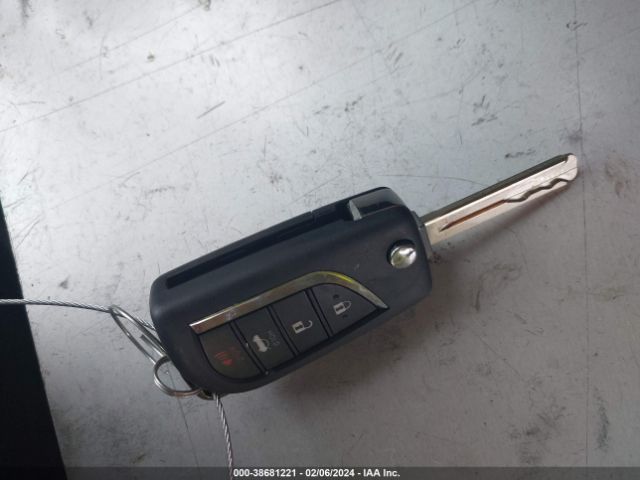 4T1C11AK9MU544085 Toyota CAMRY LE