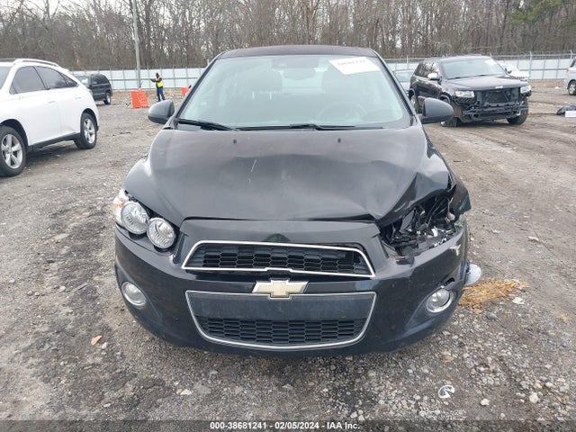 Chevrolet Sonic Lt Auto 2015 1G1JC5SH3F4147810 Image 12