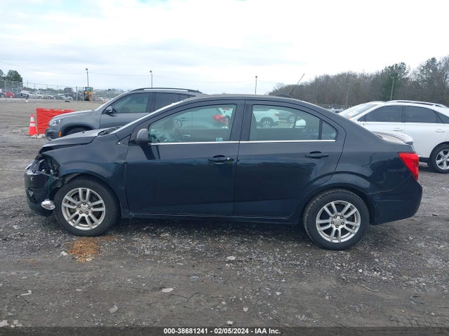 Chevrolet Sonic Lt Auto 2015 1G1JC5SH3F4147810 Image 14