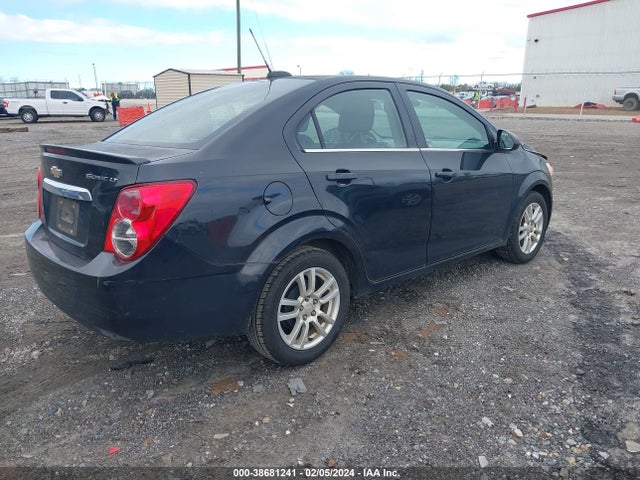 Chevrolet Sonic Lt Auto 2015 1G1JC5SH3F4147810 Image 4