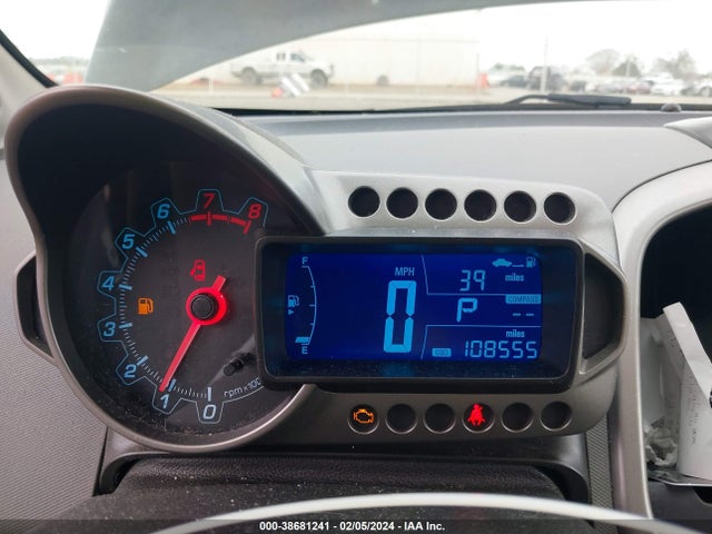 Chevrolet Sonic Lt Auto 2015 1G1JC5SH3F4147810 Image 7