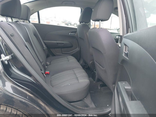 Chevrolet Sonic Lt Auto 2015 1G1JC5SH3F4147810 Image 8