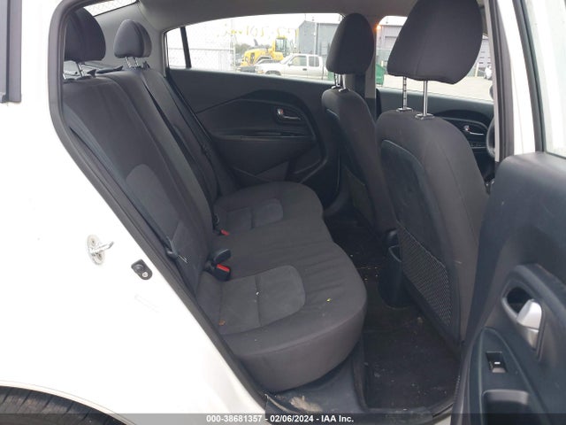 KIA RIO LX 2016 KNADM4A3XG6641568 Image 8