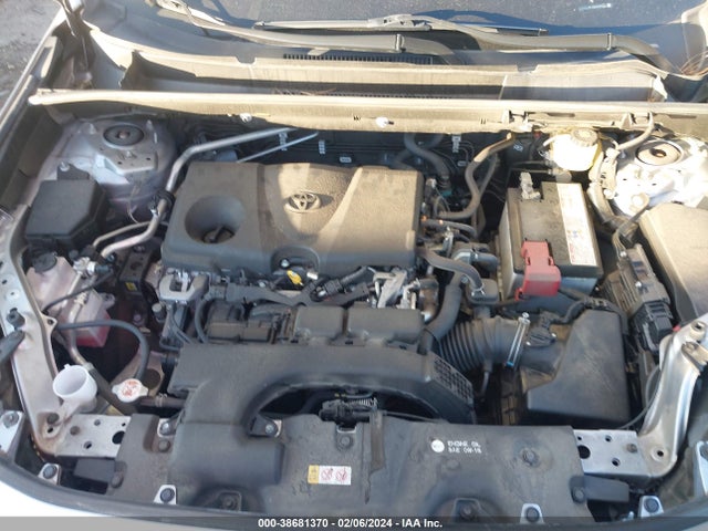Toyota RAV4 LE 2019 JTMH1RFV0KD039836 Image 10