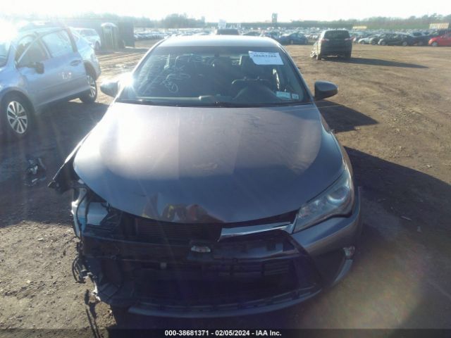 4T1BF1FK4HU364461 Toyota CAMRY SE